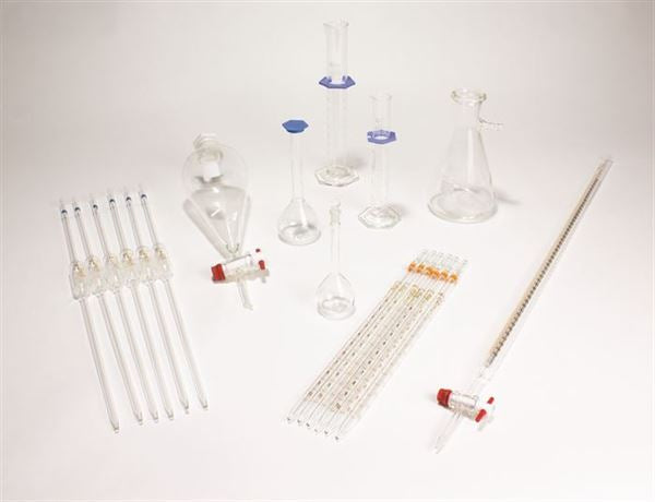 Research-Grade Bench-Ready Volumetris Glassware Starter Kit for Labware Sets Work | GLSKIT4